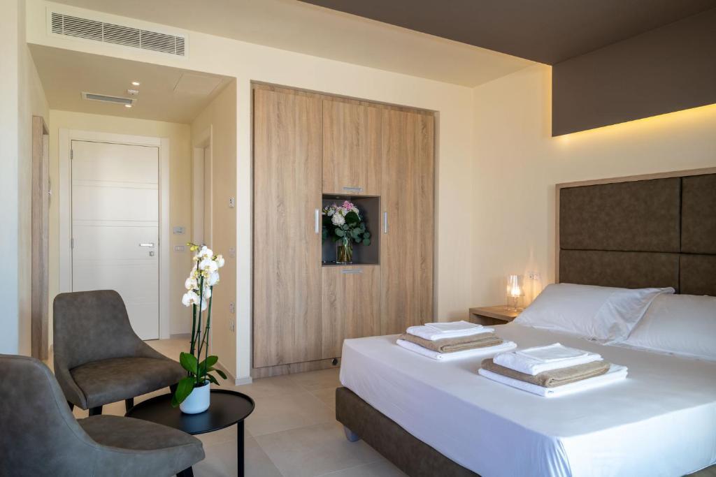Palace Lido Hotel & Suites Marina di Cecina Esterno foto